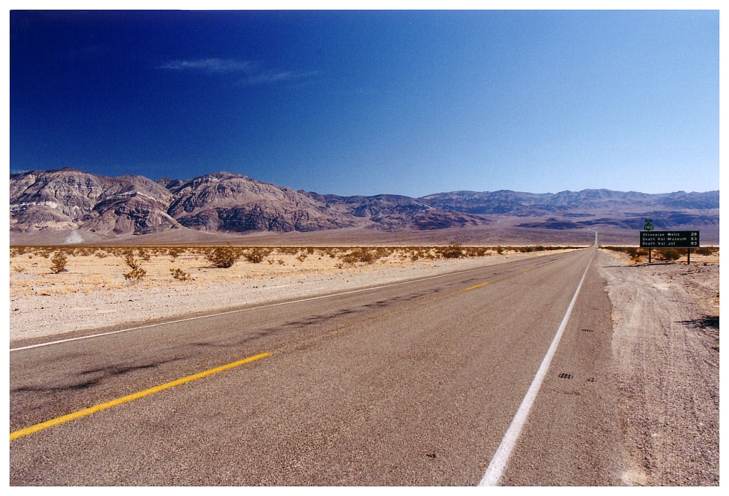 09 - Death Valley NP (1).jpg